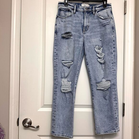 Abercrombie & Fitch The Boyfriend Mid Rise Jeans - Picture 1 of 4